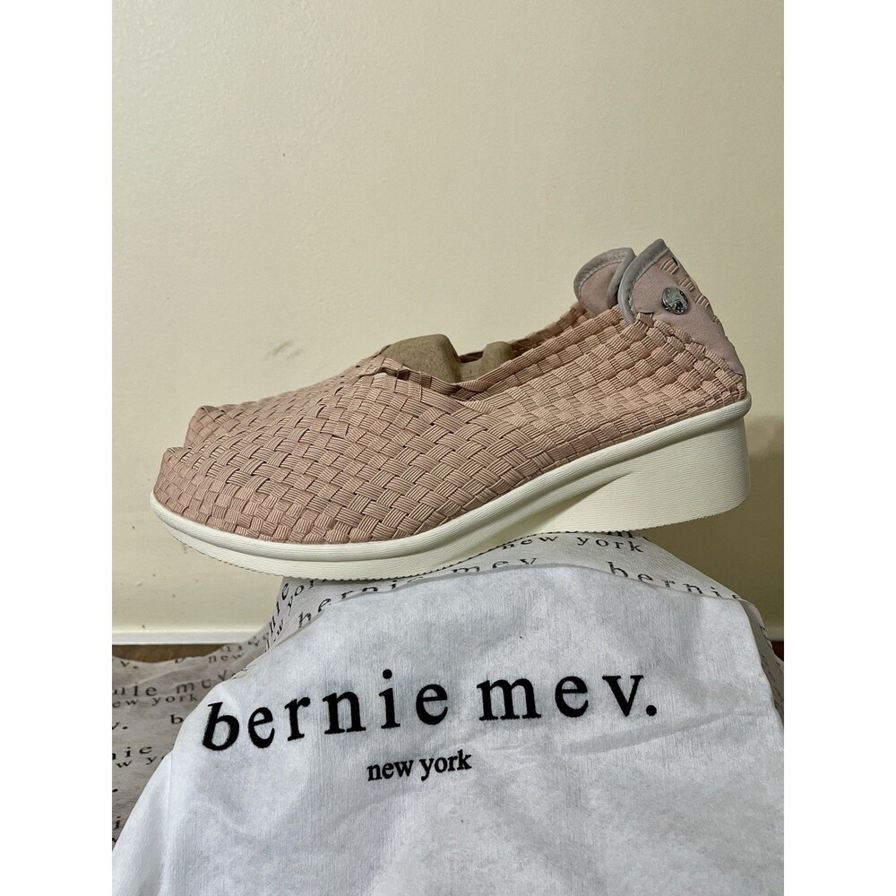 Bernie Mev Pull-on Yael Fly Sneaker Shoe 9 US /40 Euro Woven Blush Coquette
